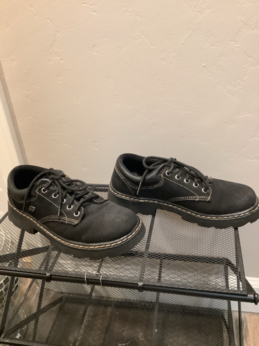 Skechers Parties Women’s Matte Size 8 Black Oxford Y2K Shoes